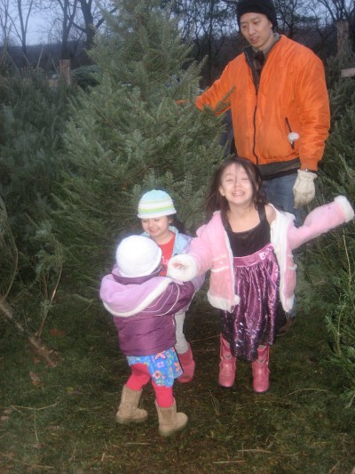 Because Christmas is really more about the outtakes....